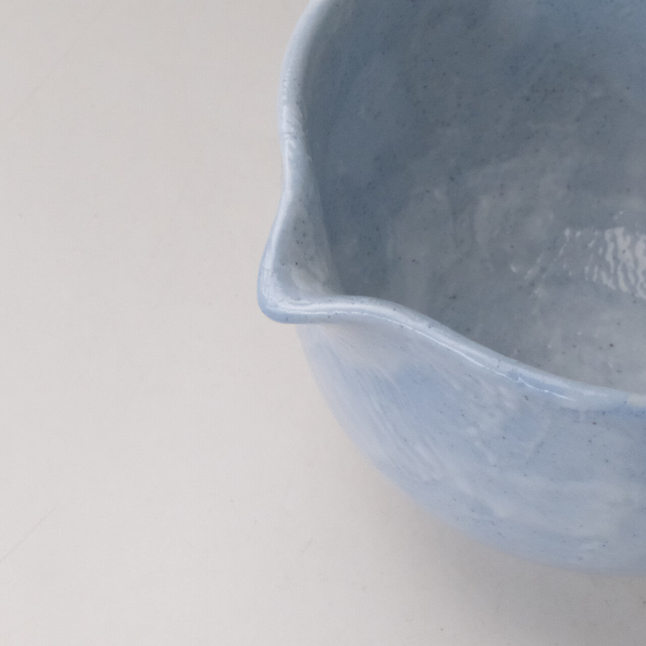 Shino Matcha Bowl (Katakuchi)