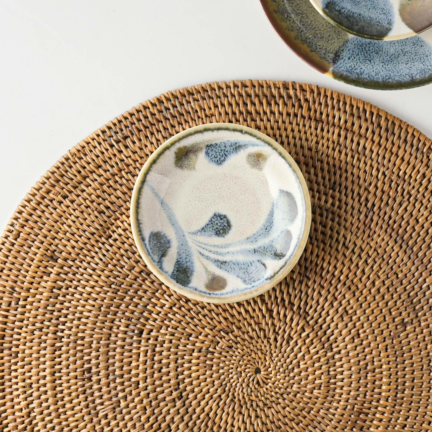 Small Arabesque Dish
